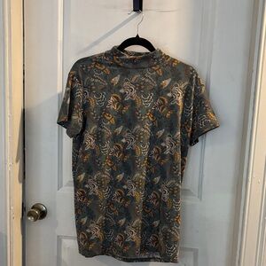 Floral Patterned mock turtle neck short sleeve Shirt